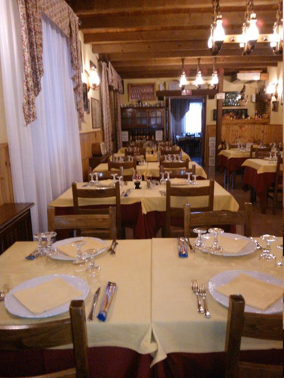 Locanda-Trattoria Al Rio Cinto Euganeo Extérieur photo